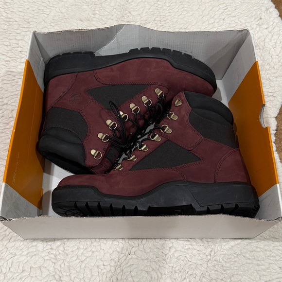 NWOB Timberland 6-Inch Field Boot Burgundy Men's Sz 9 A5W79 Waterproof Casual - Picture 14 of 14